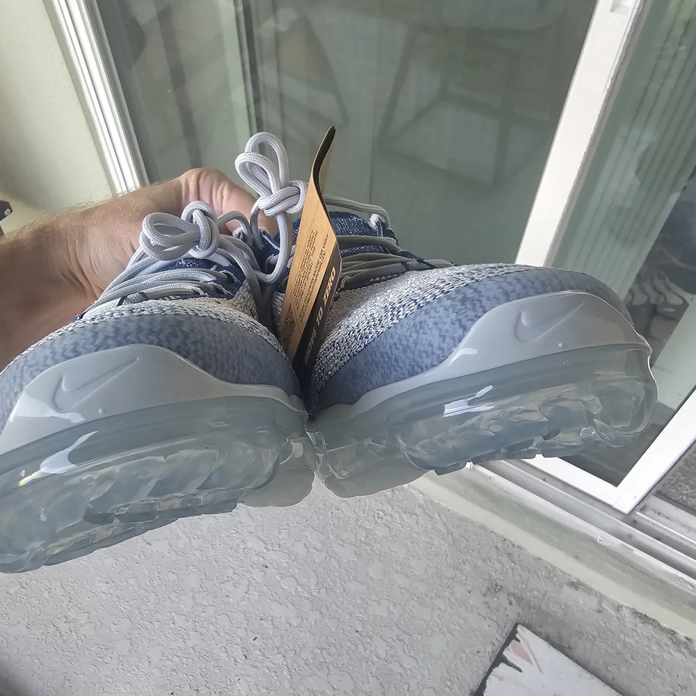 Size 10.5 - Nike Air VaporMax 2023 Flyknit Pure Platinum Court Blue (No Box) - Picture 5 of 10
